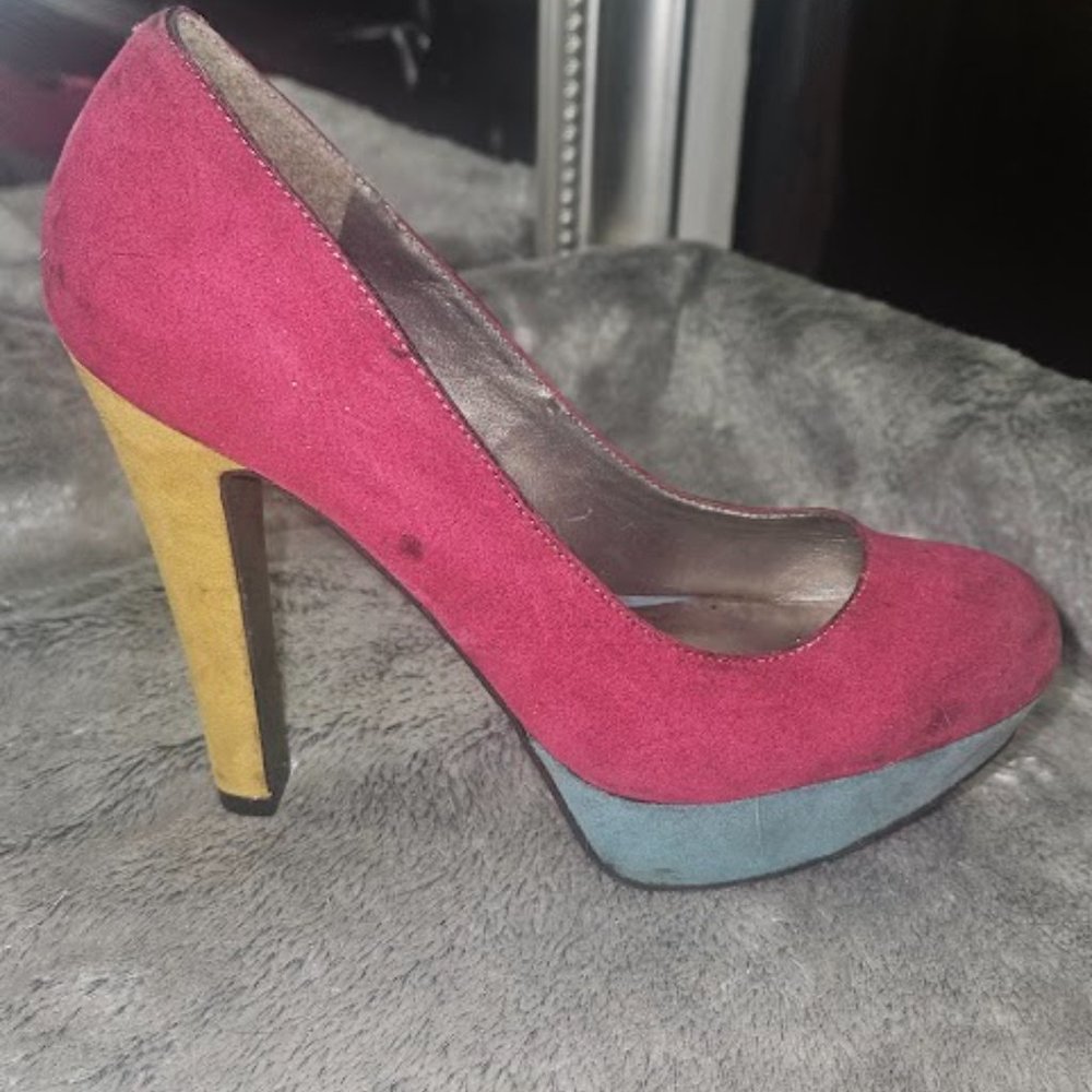 Multi Color Size 8 - Picture 2 of 3